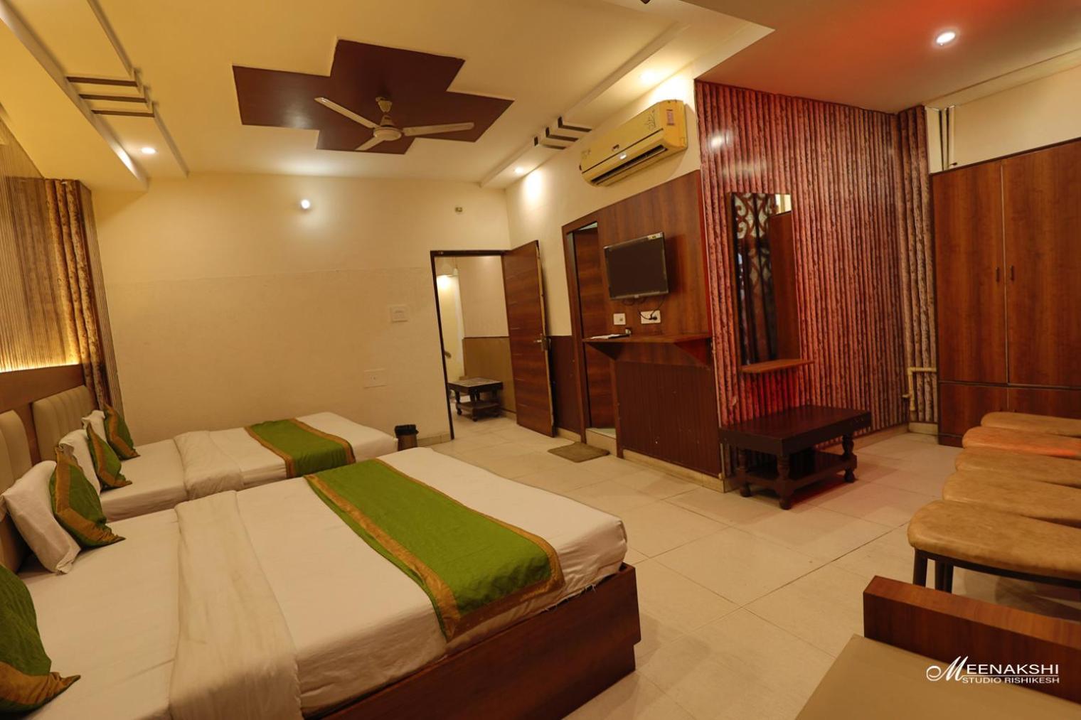 Hotel Haridev Roorkee ภายนอก รูปภาพ