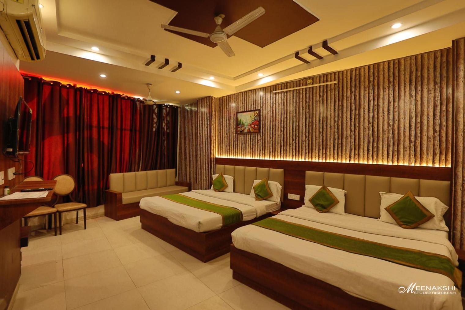 Hotel Haridev Roorkee ภายนอก รูปภาพ