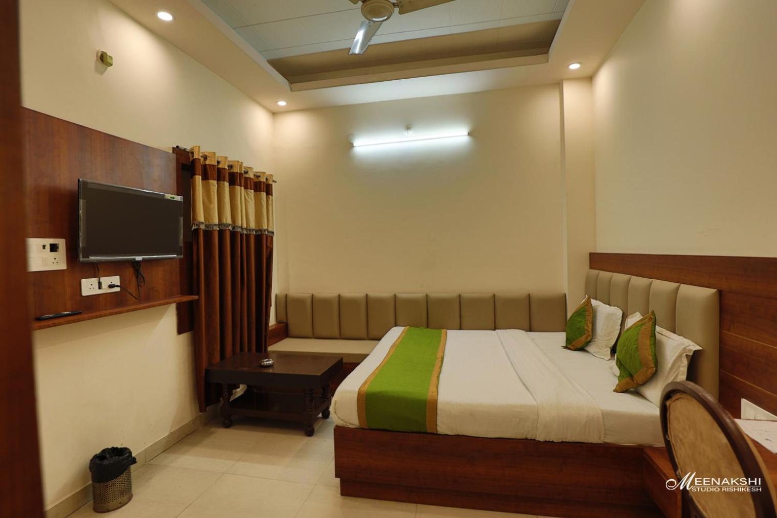Hotel Haridev Roorkee ภายนอก รูปภาพ